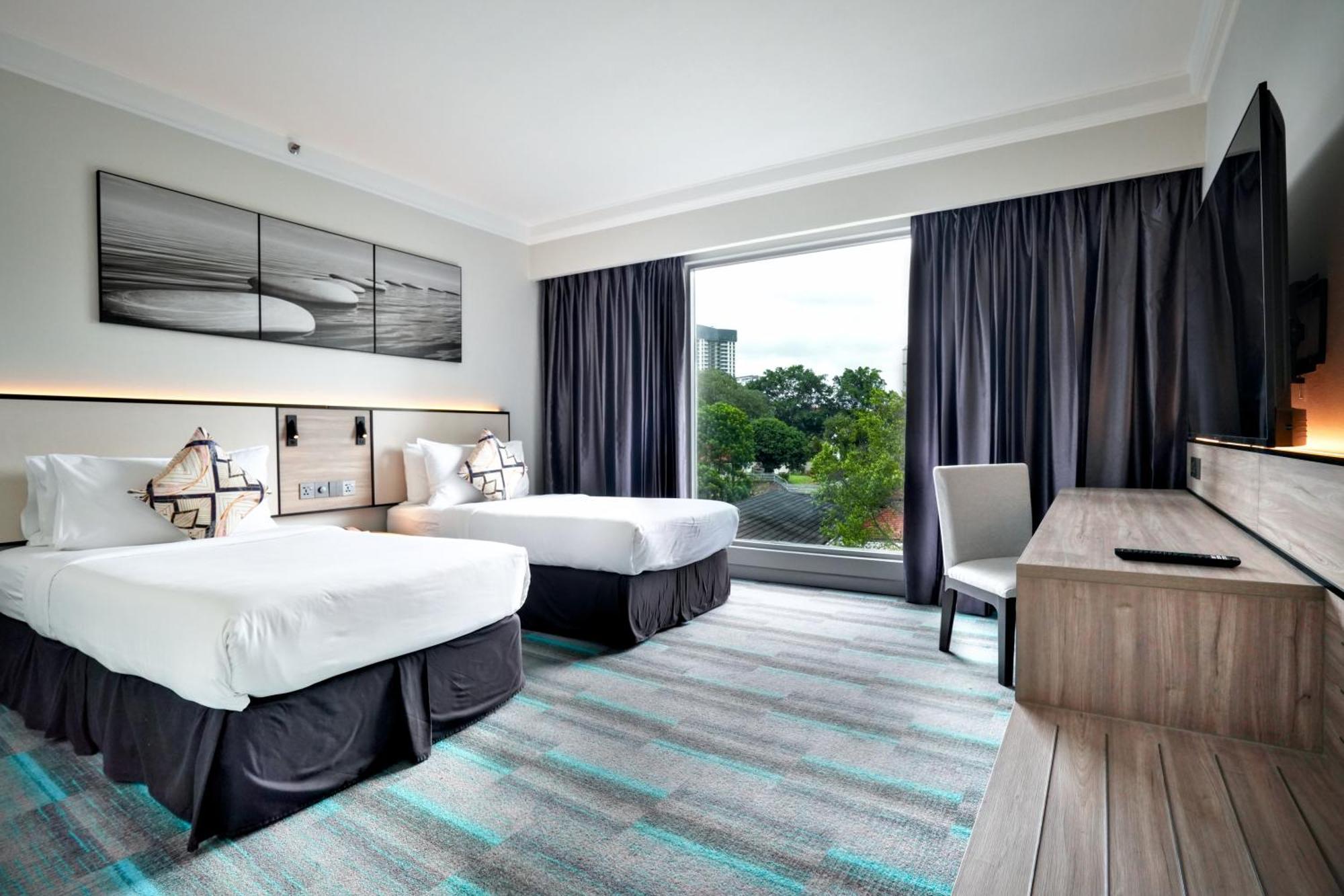 Hotel Thistle