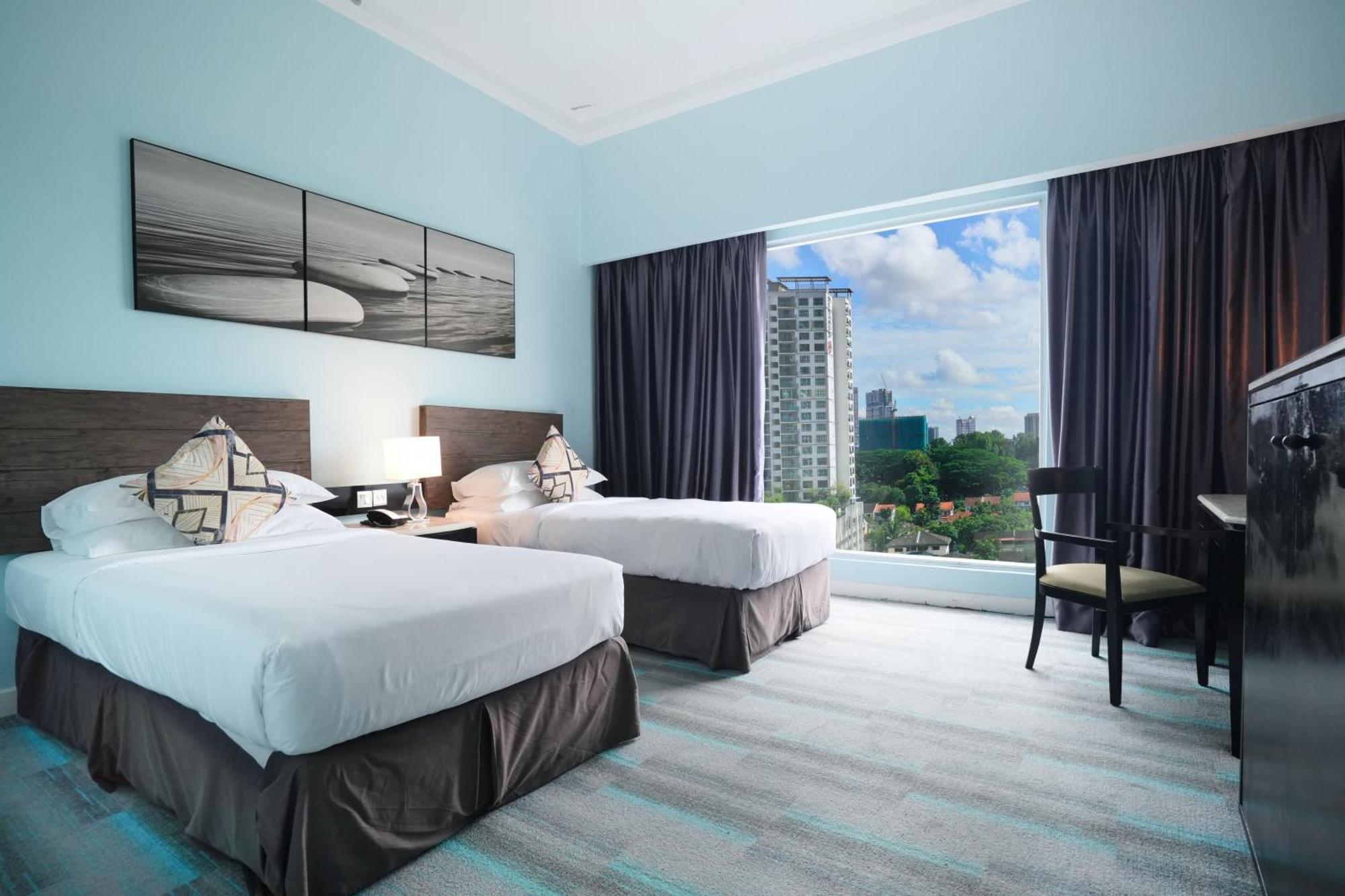 Hotel Thistle